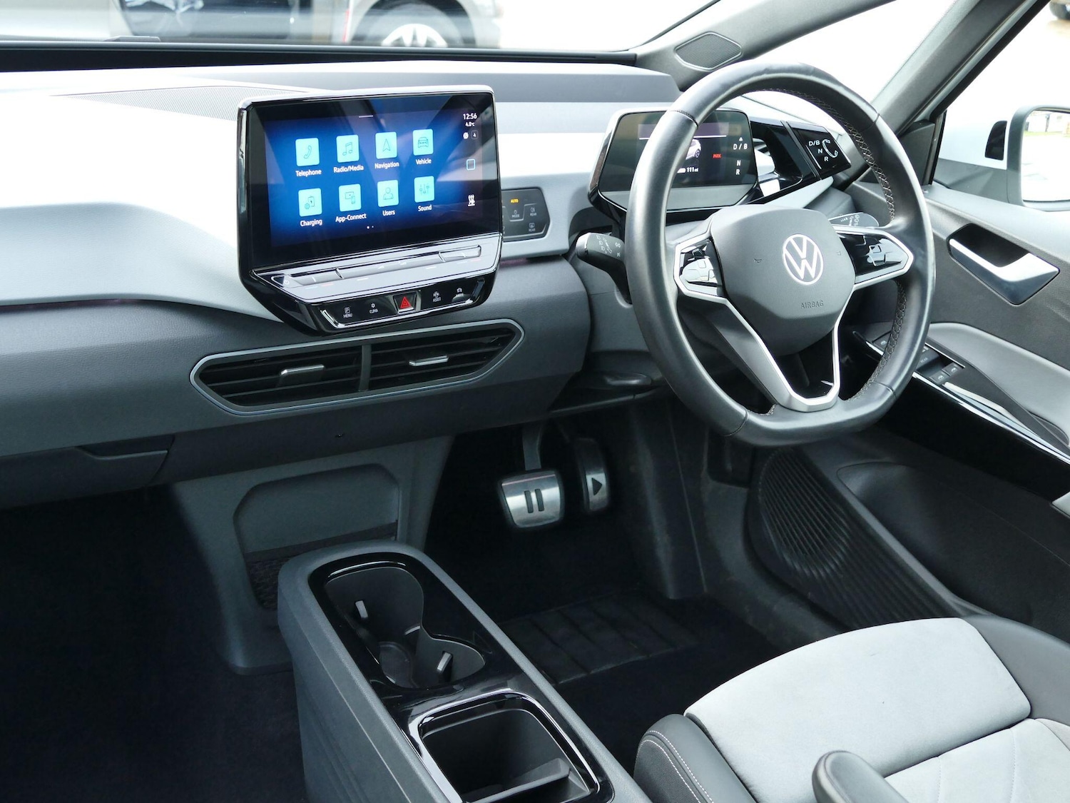 Used Volkswagen ID.3 2023 for sale - 77203279: Photo 8