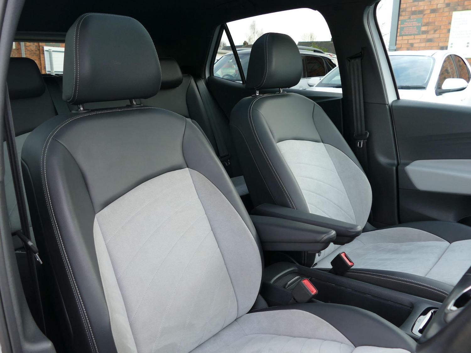 Used Volkswagen ID.3 2023 for sale - 77203279: Photo 9