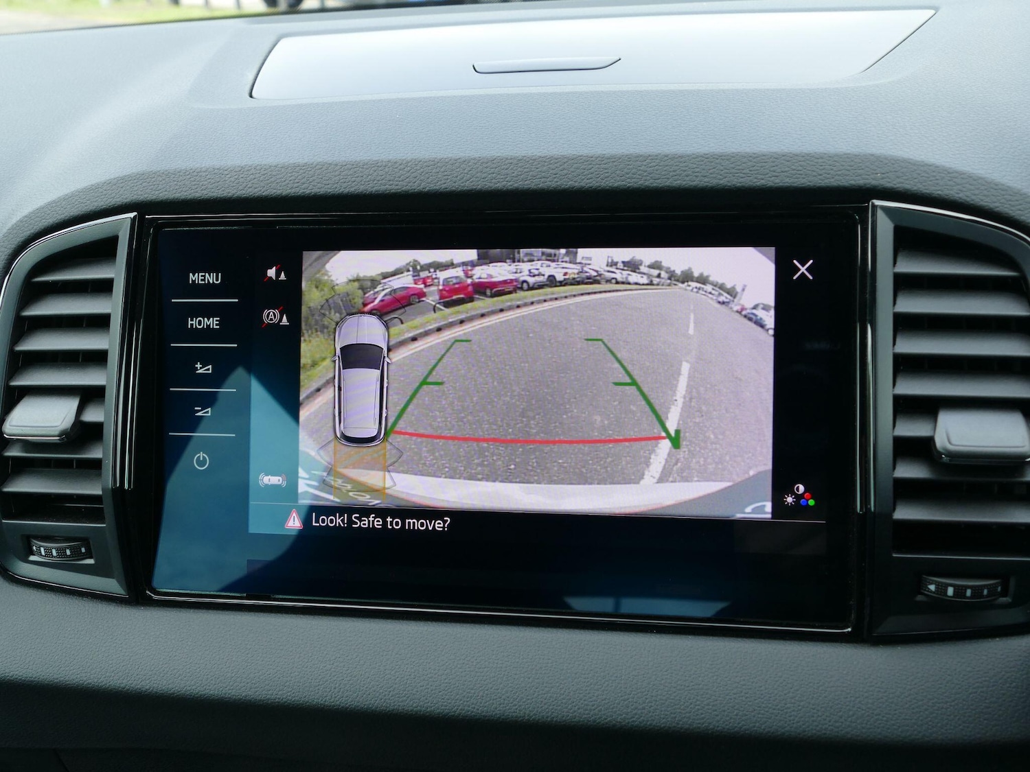 Used Skoda Karoq 2023 for sale - 76634029: Photo 18