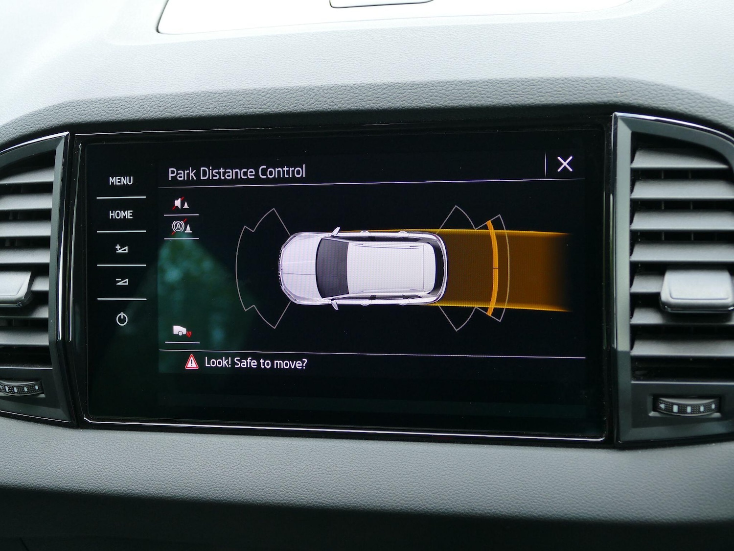 Used Skoda Karoq 2023 for sale - 76634029: Photo 20