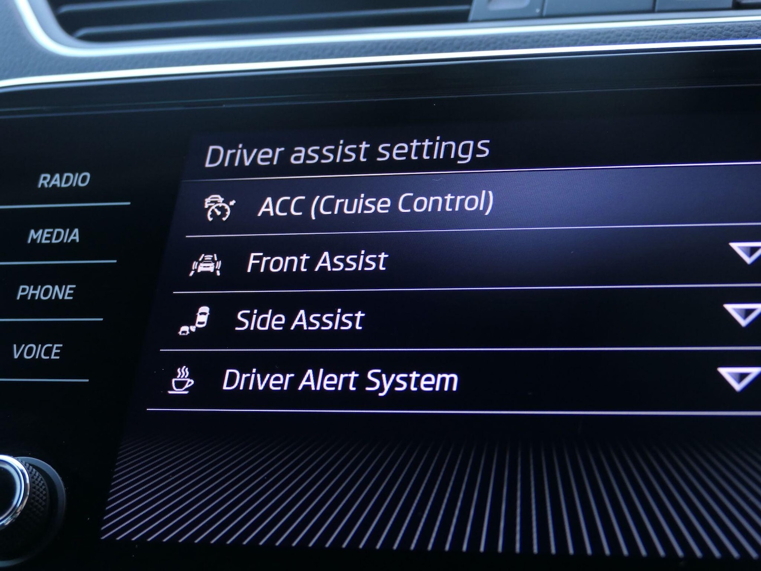 Used Skoda Superb 2022 for sale - 77067089: Photo 23