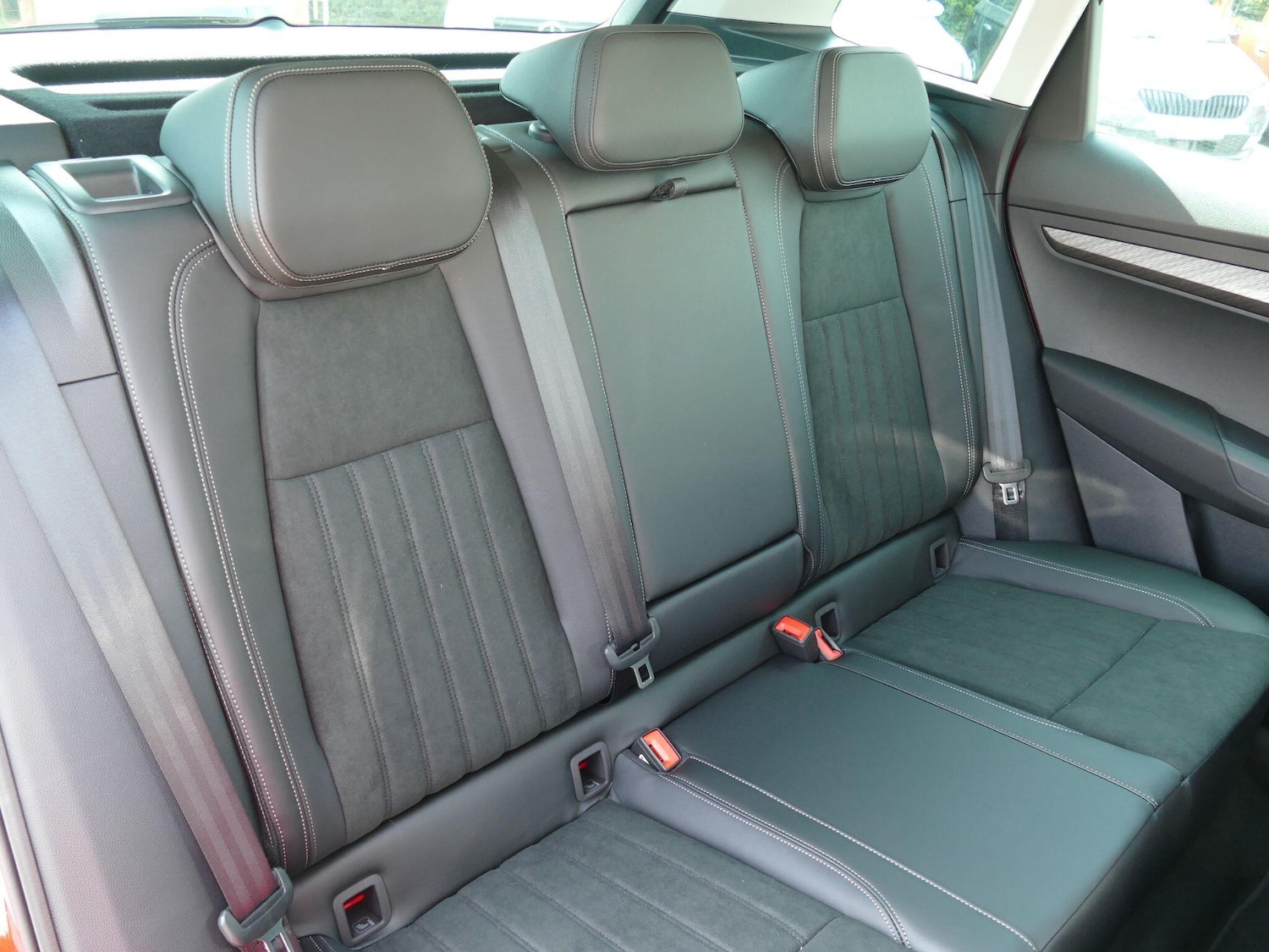 Used Skoda Karoq 2025 for sale - 76538045: Photo 14