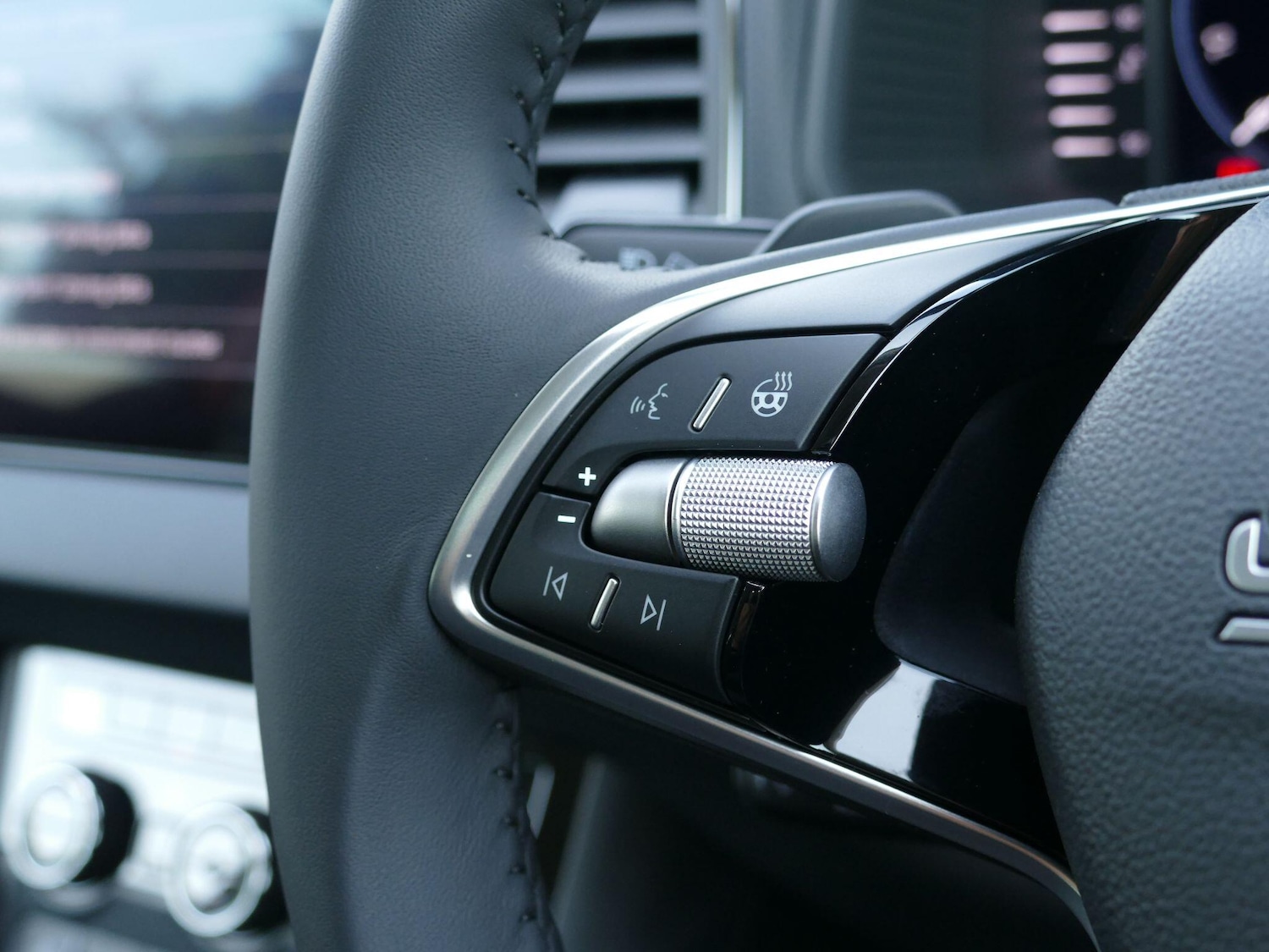 Used Skoda Karoq 2025 for sale - 76538045: Photo 16