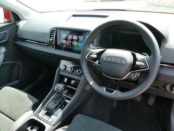 Used Skoda Karoq 2025 for sale - 76538045: Photo