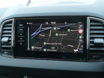 Used Skoda Karoq 2025 for sale - 76538045: Photo