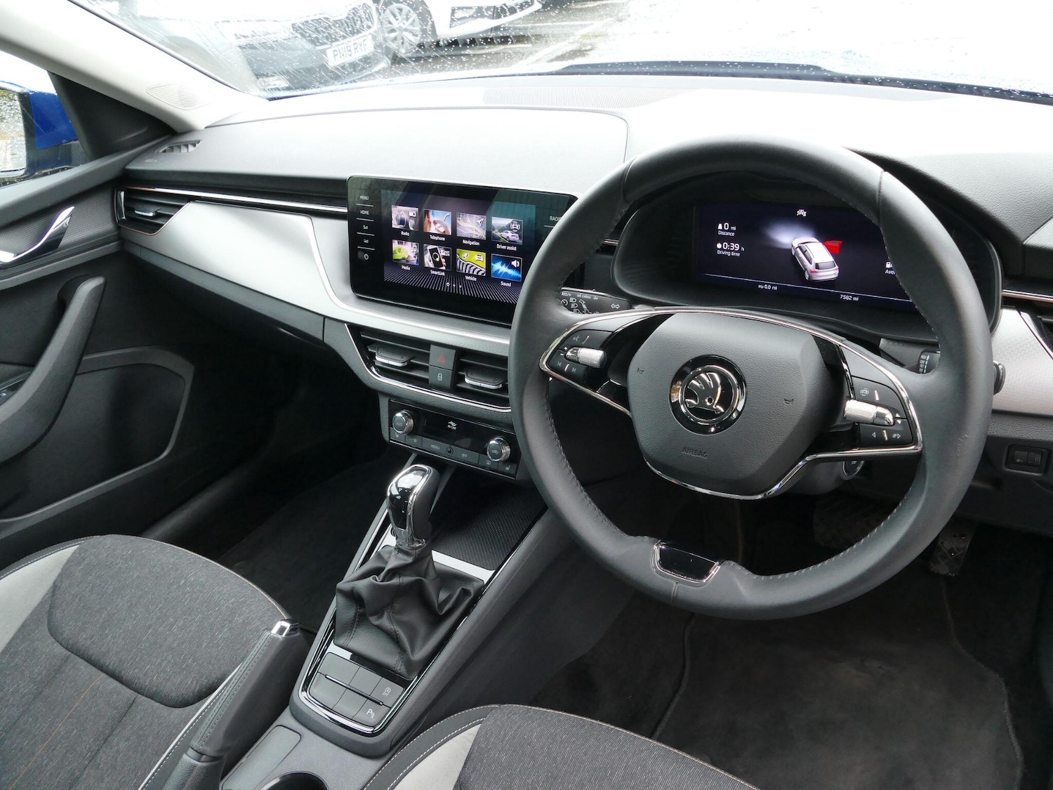 Used Skoda Kamiq 2024 for sale - 76361320: Photo 2
