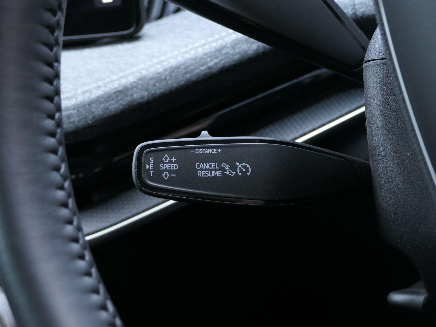 Used Skoda Superb 2025 for sale - 76976291: Photo 40