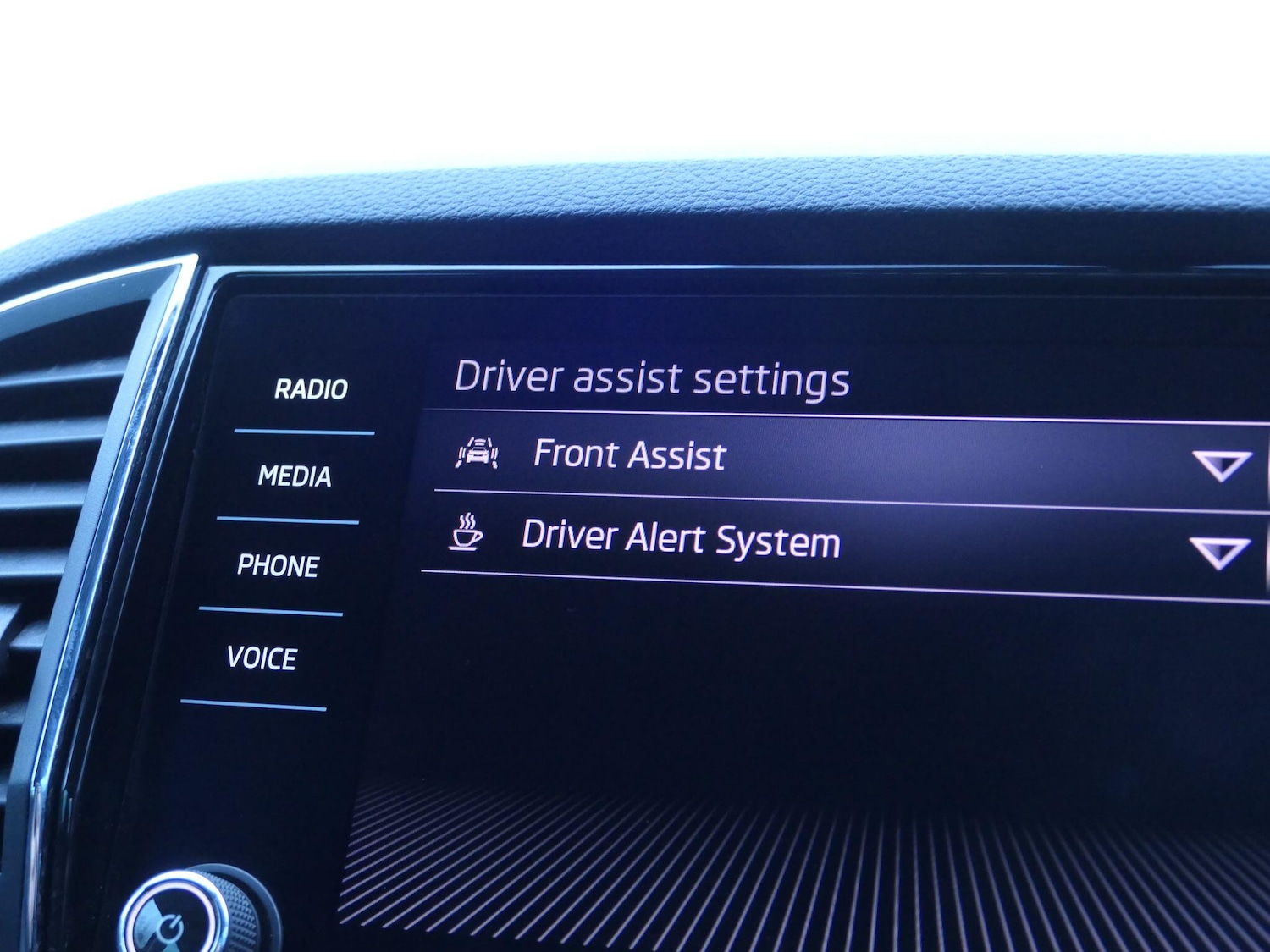 Used Skoda Karoq 2020 for sale - 76886782: Photo 22