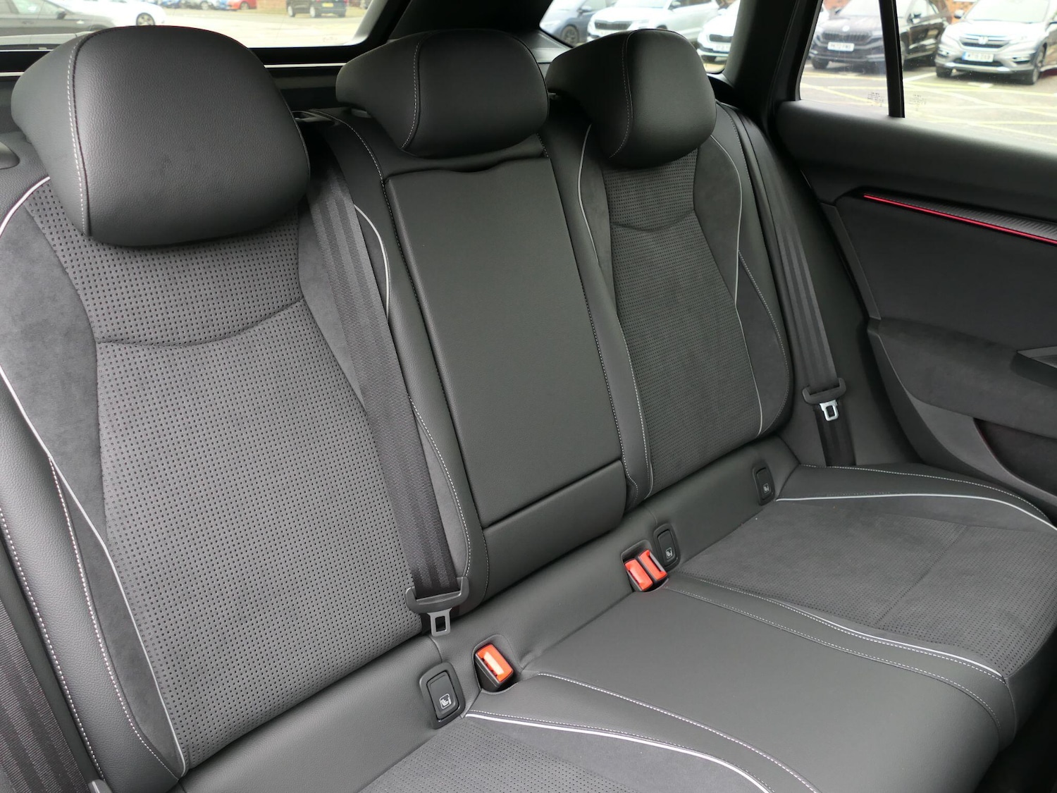 Used Skoda Superb 2025 for sale - 76499312: Photo 13