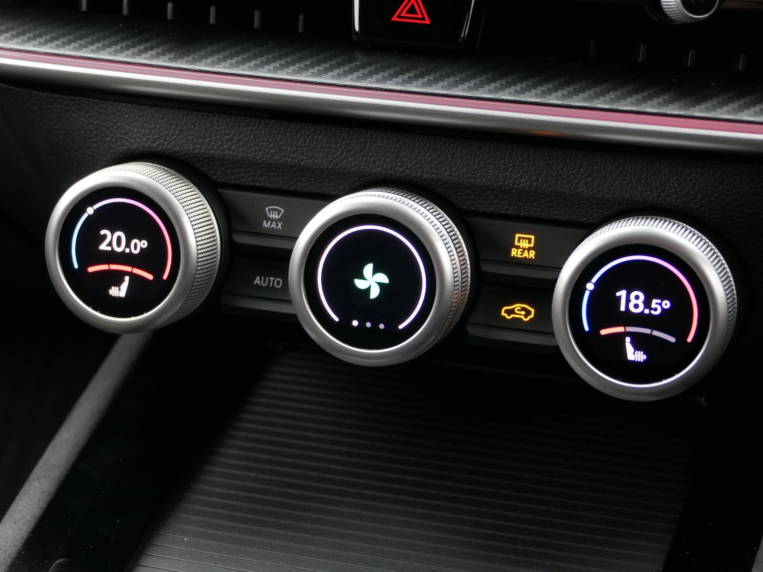 Used Skoda Superb 2025 for sale - 76499312: Photo 19