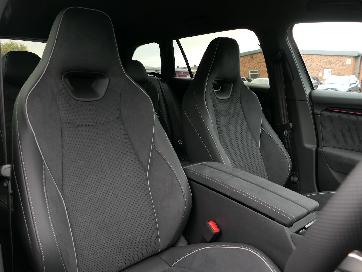 Used Skoda Superb 2025 for sale - 76499312: Photo 4