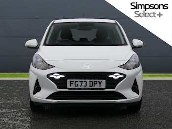 Used Hyundai i10 2023 for sale - 76360773: Photo