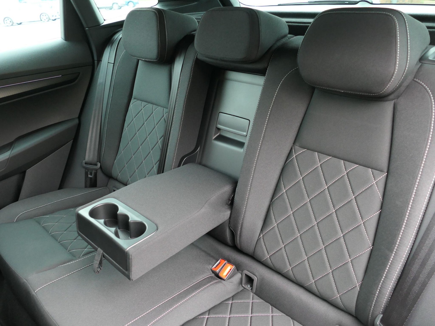 Used Skoda Karoq 2025 for sale - 76360246: Photo 15