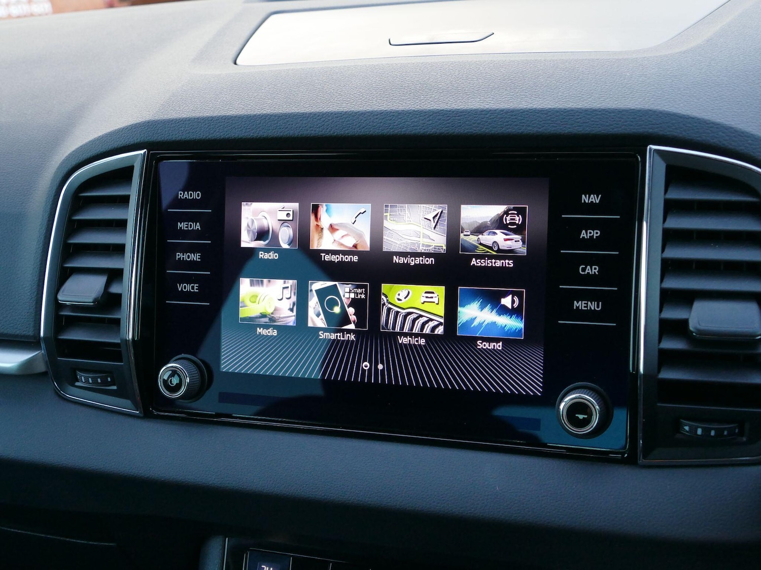 Used Skoda Karoq 2023 for sale - 76743452: Photo 18