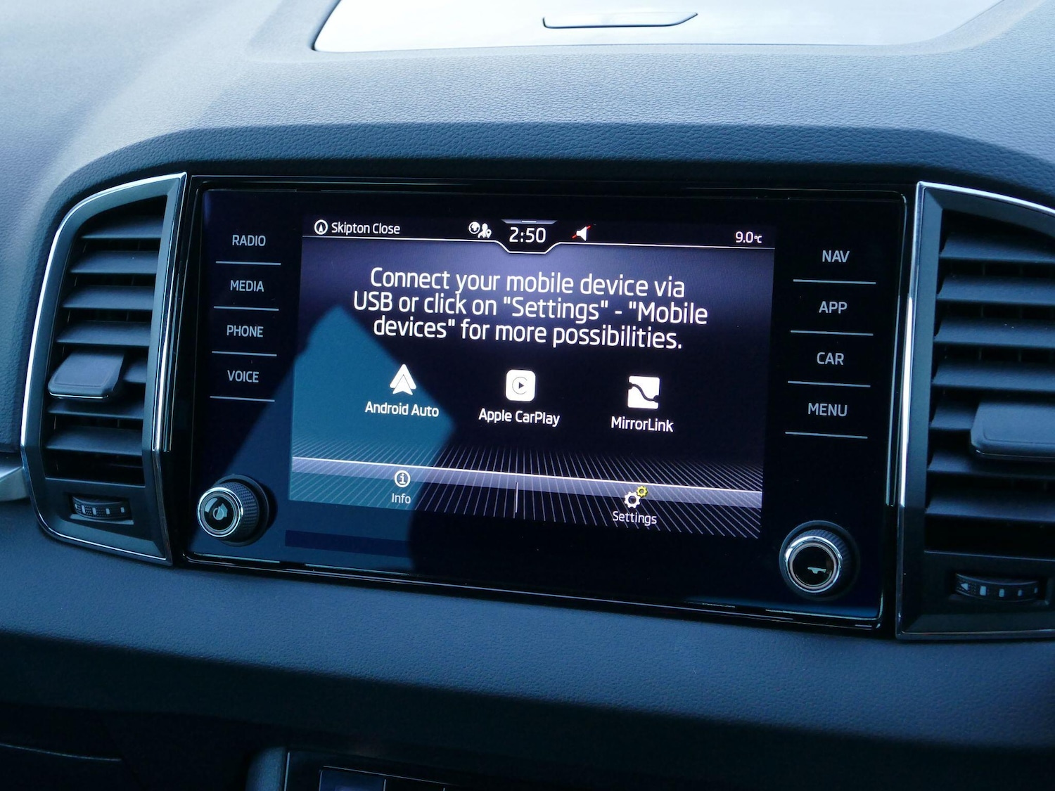 Used Skoda Karoq 2023 for sale - 76743452: Photo 19