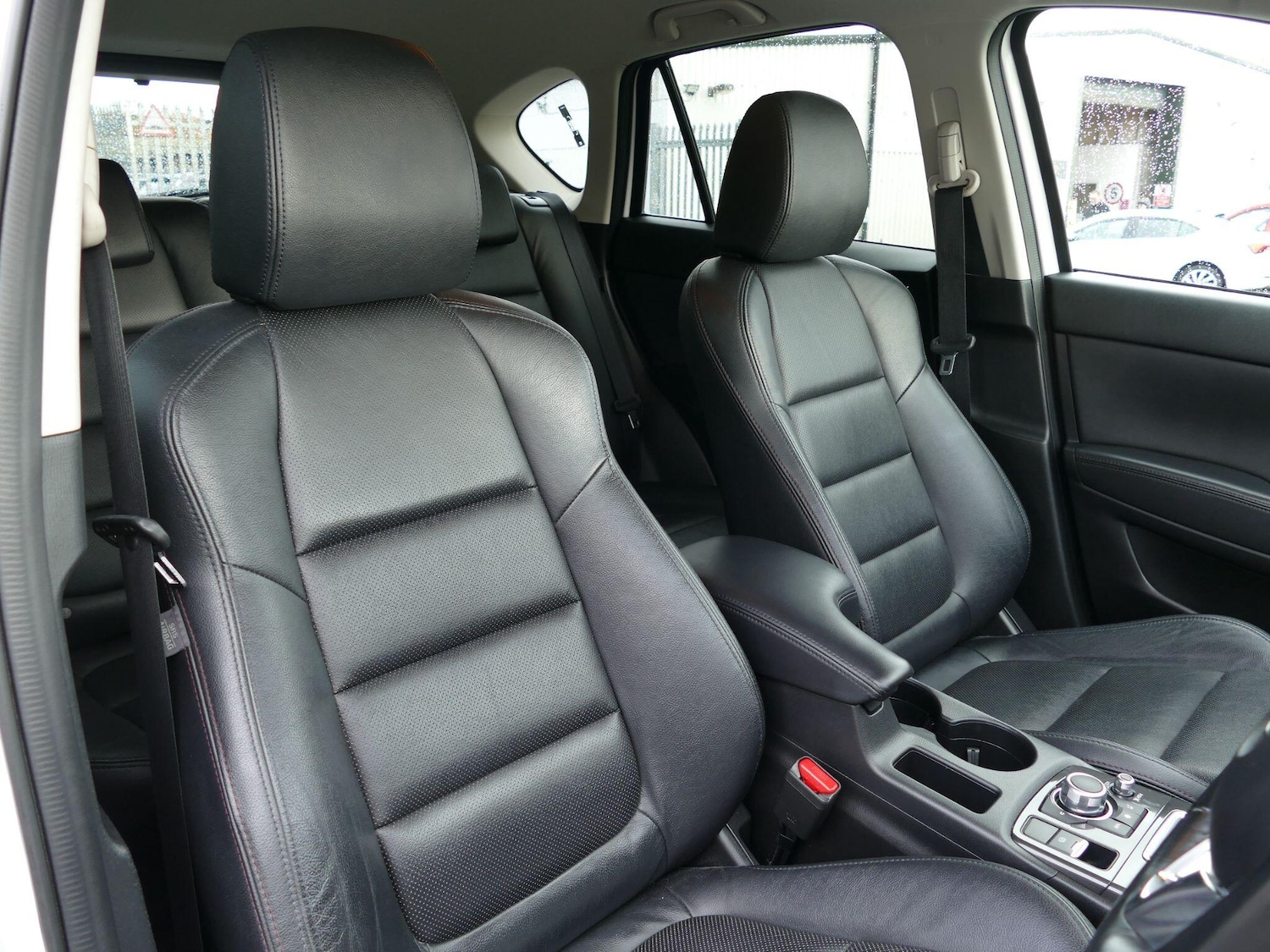 Used Mazda CX-5 2017 for sale - 76370163: Photo 4