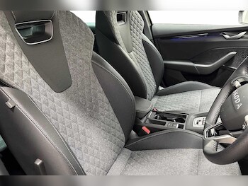 Used Skoda Octavia 2025 for sale - 76360326: Photo