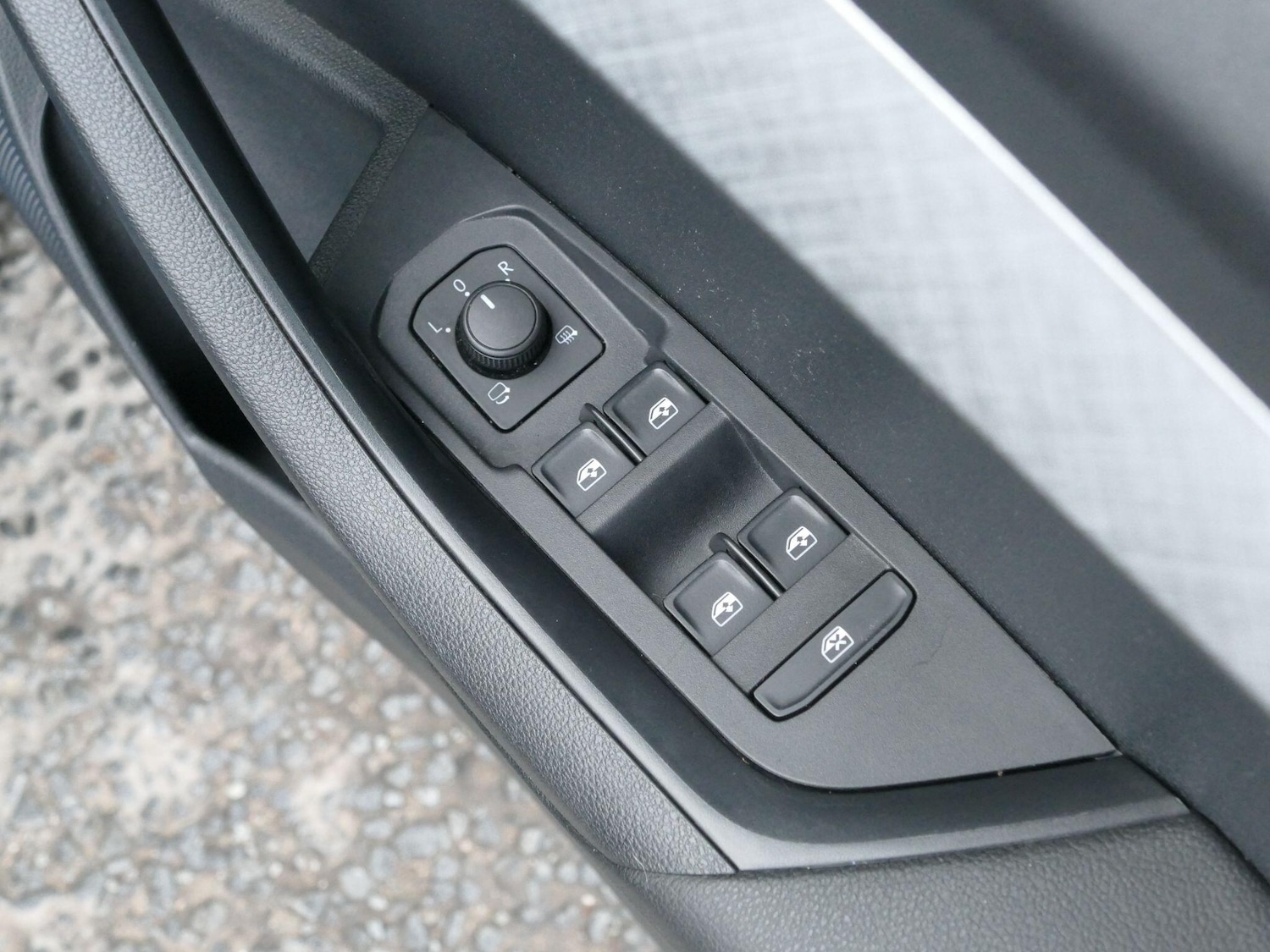 Used Skoda Karoq 2022 for sale - 76472632: Photo 28