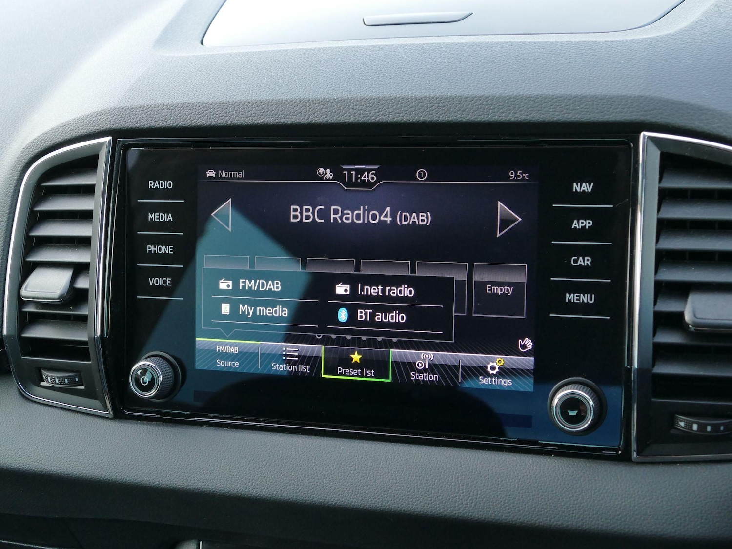 Used Skoda Karoq 2024 for sale - 76912897: Photo 24