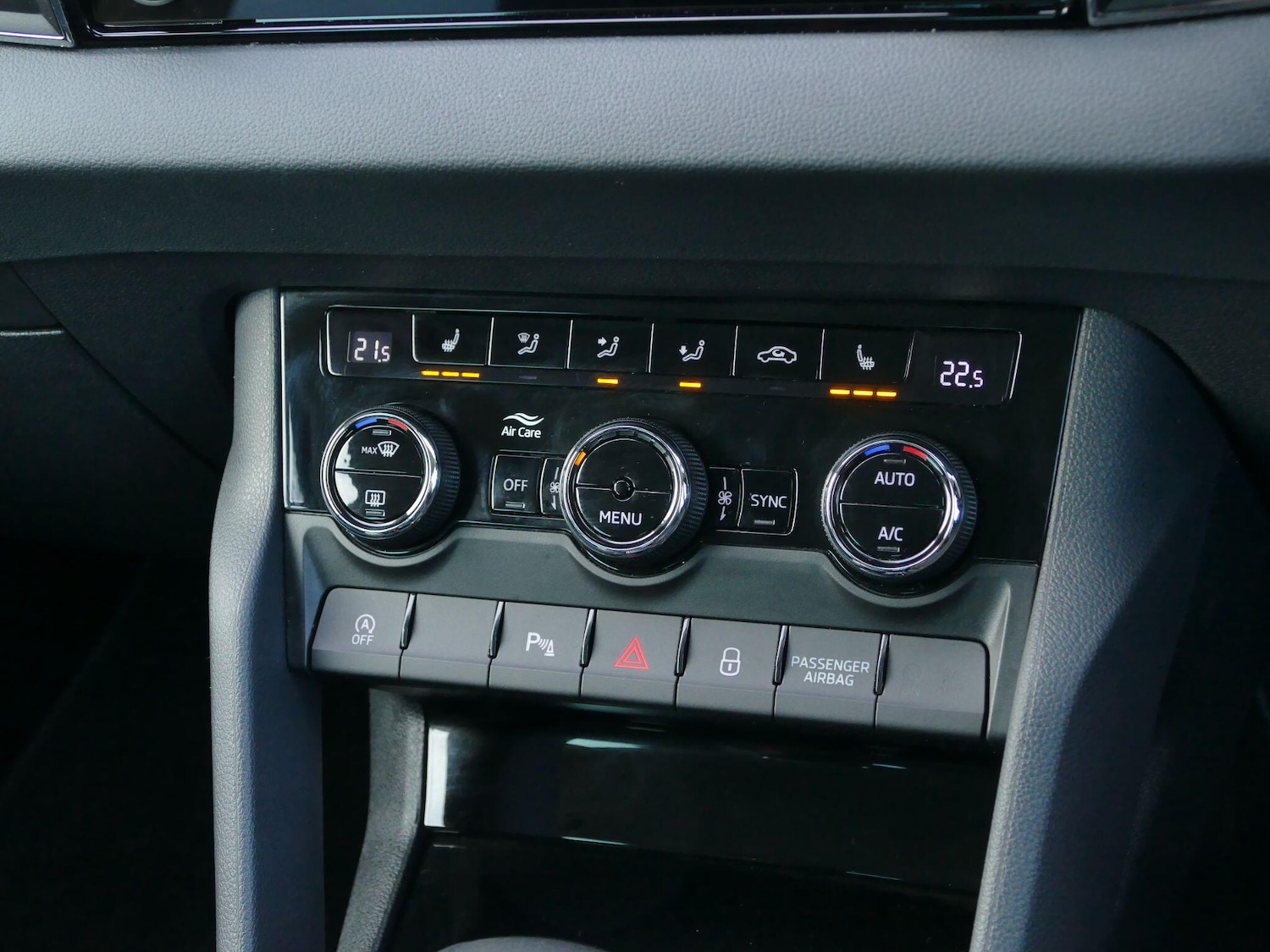 Used Skoda Karoq 2024 for sale - 76912897: Photo 32