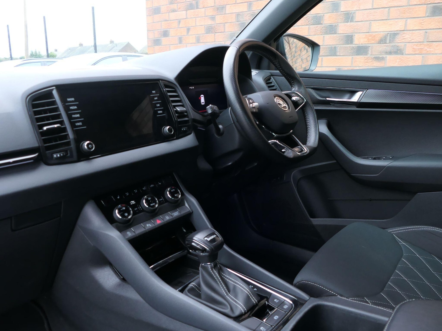 Used Skoda Karoq 2022 for sale - 77074350: Photo 9