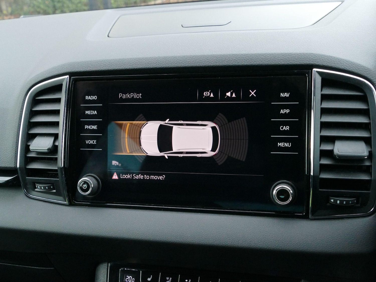 Used Skoda Karoq 2019 for sale - 76701971: Photo 14