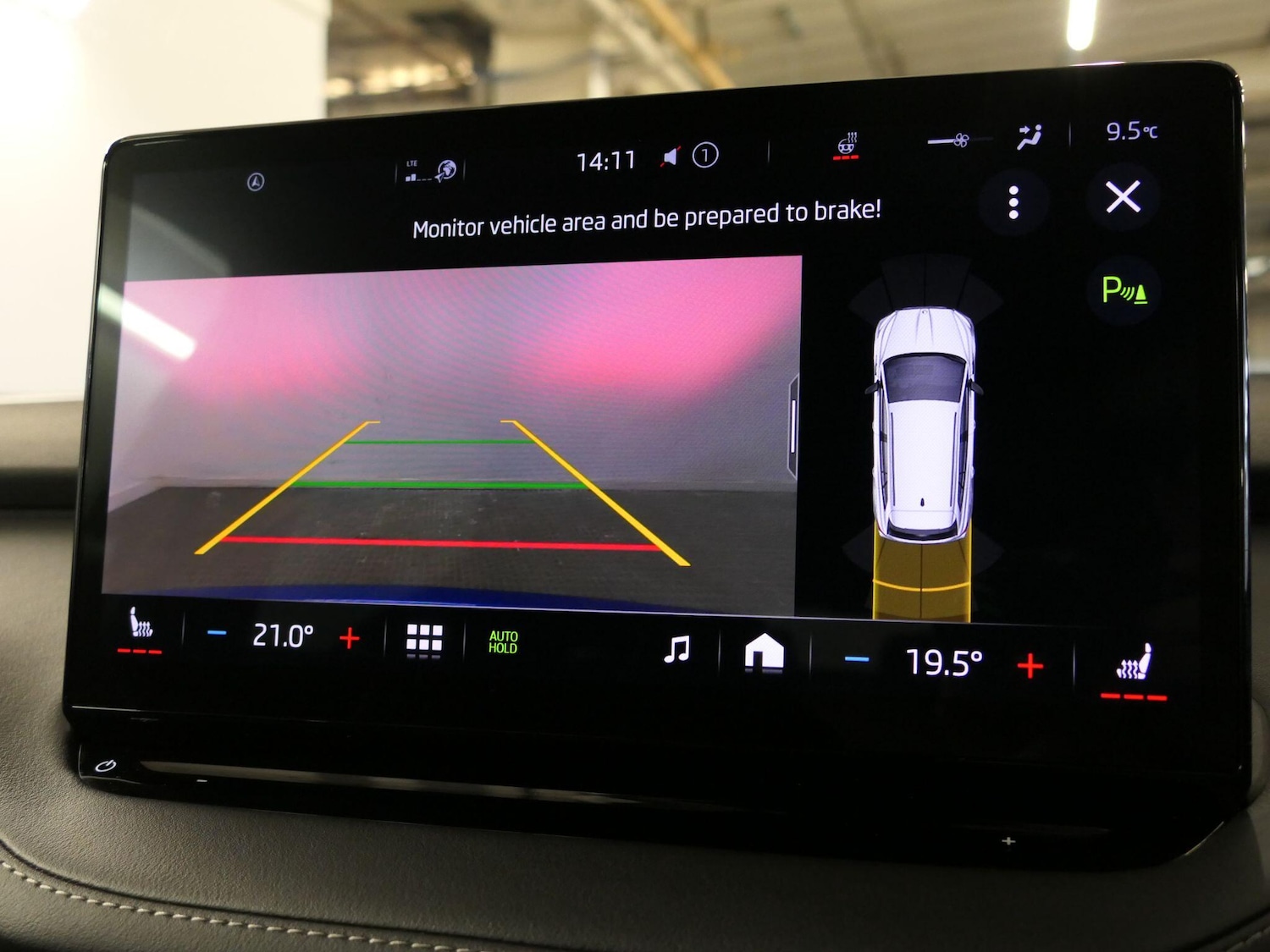 Used Skoda Enyaq 2023 for sale - 76584587: Photo 19