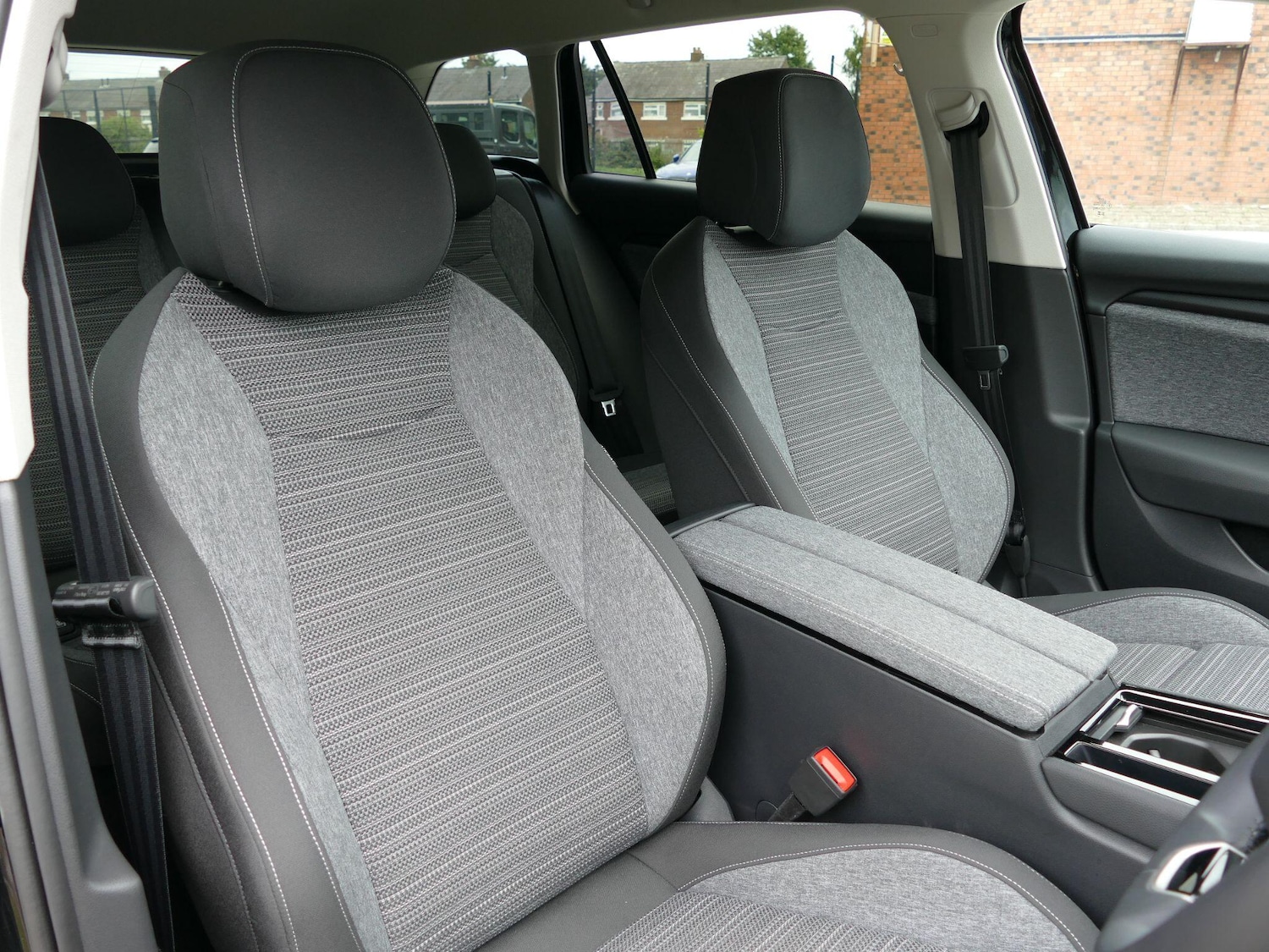 Used Skoda Superb 2024 for sale - 76361424: Photo 4