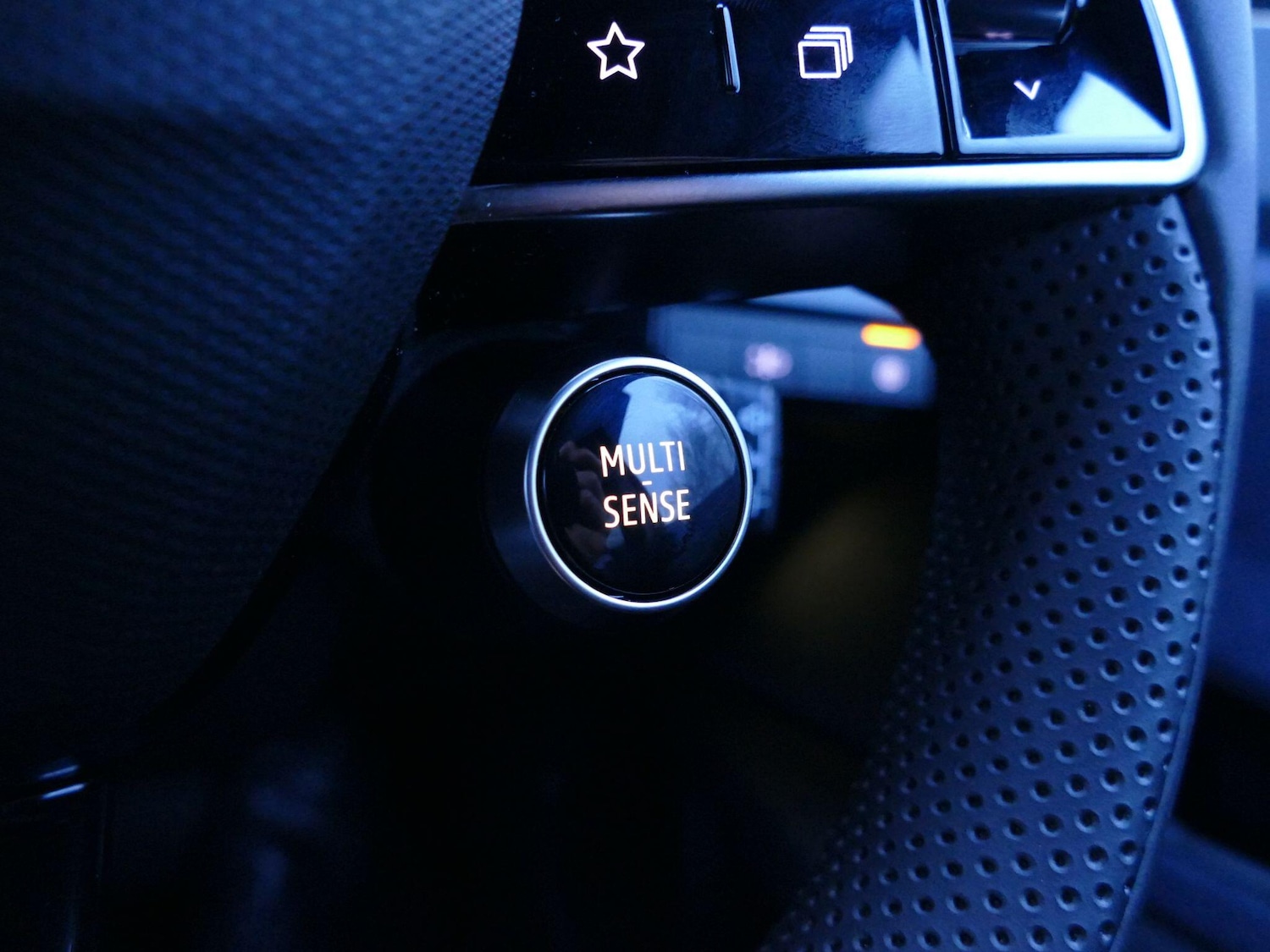 Used Renault 5 2025 for sale - 76886327: Photo 31