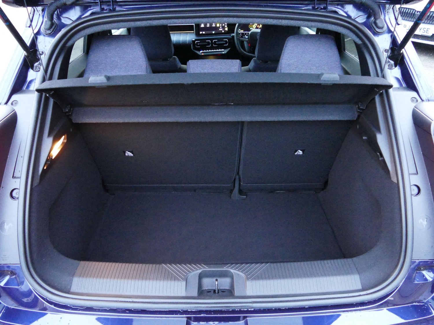 Used Renault 5 2025 for sale - 76886327: Photo 33