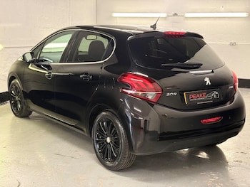 Used Peugeot 208 2017 for sale - 75948229: Photo