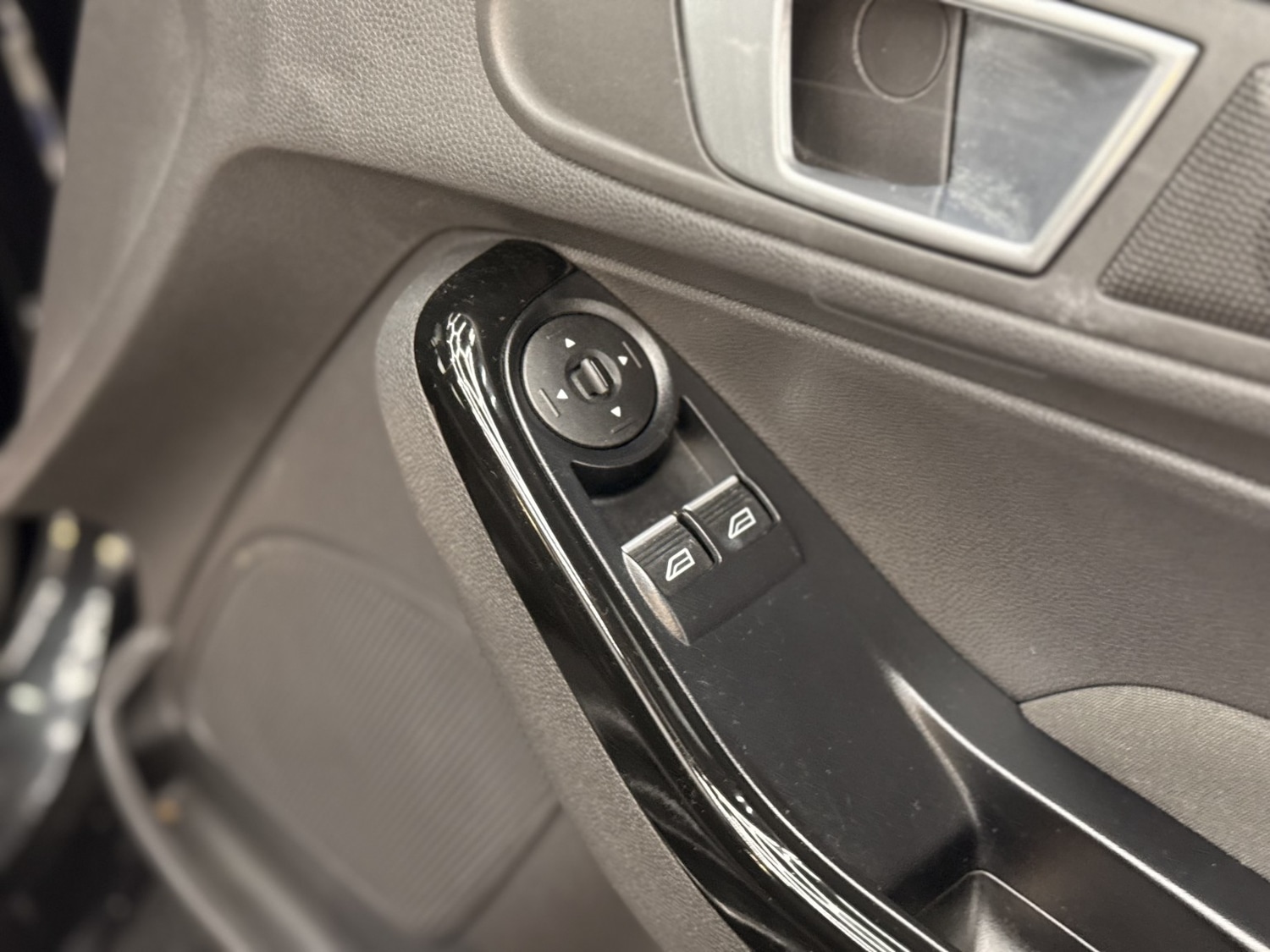 Used Ford Fiesta 2016 for sale - 76979534: Photo 21