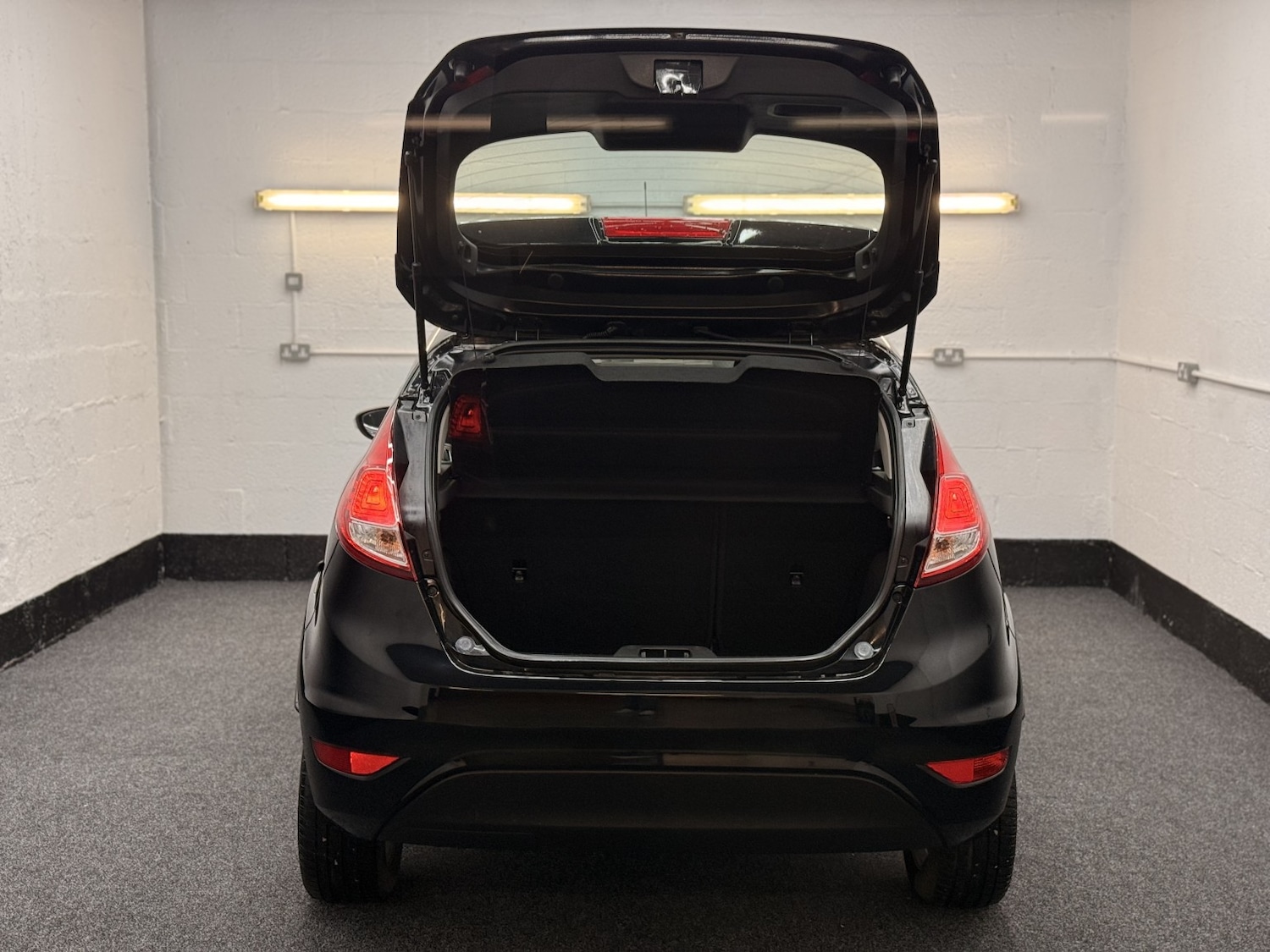 Used Ford Fiesta 2016 for sale - 76979534: Photo 35