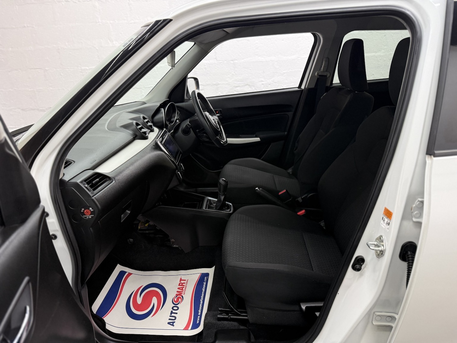 Used Suzuki Swift 2019 for sale - 77162318: Photo 14