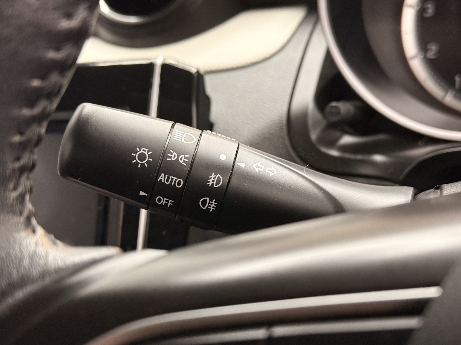 Used Suzuki Swift 2019 for sale - 77162318: Photo 15