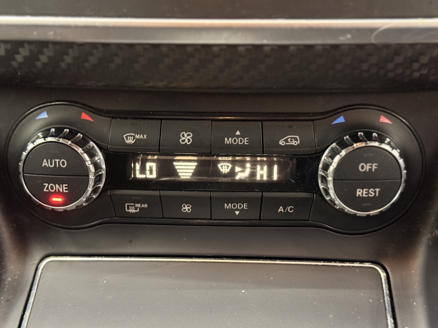 Used Mercedes-Benz A-Class 2016 for sale - 76986825: Photo 31