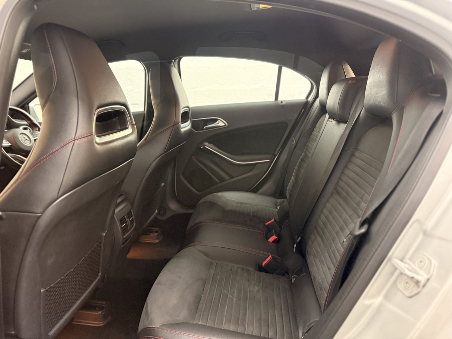 Used Mercedes-Benz A-Class 2016 for sale - 76986825: Photo 37