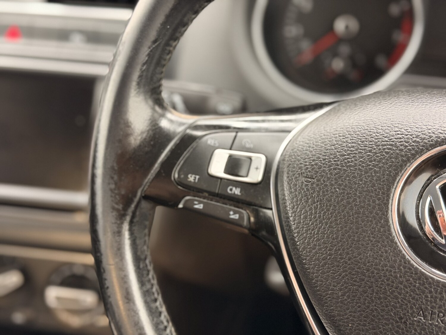 Used Volkswagen Polo 2014 for sale - 77766375: Photo 21