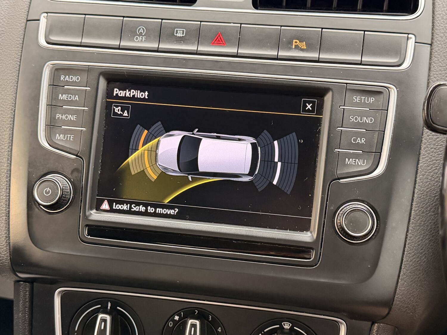 Used Volkswagen Polo 2014 for sale - 77766375: Photo 26