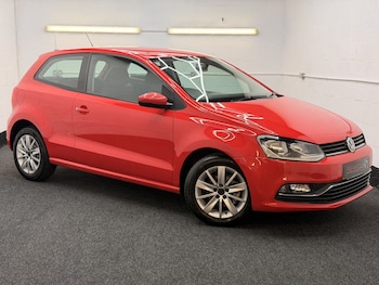 Used Volkswagen Polo 2014 for sale - 77766375: Photo