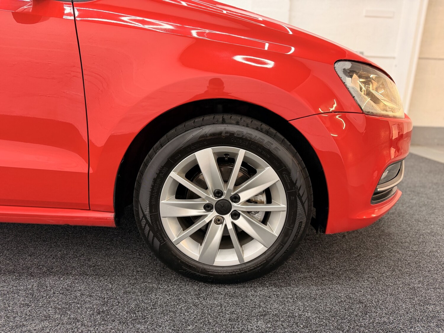 Used Volkswagen Polo 2014 for sale - 77766375: Photo 42