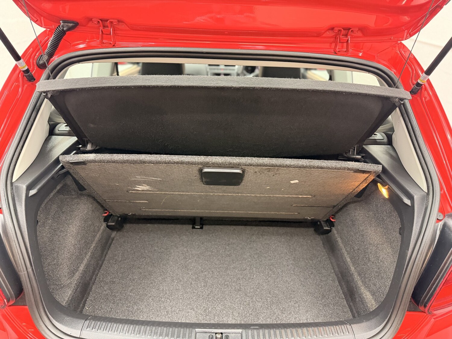 Used Volkswagen Polo 2014 for sale - 77766375: Photo 46