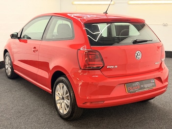 Used Volkswagen Polo 2014 for sale - 77766375: Photo
