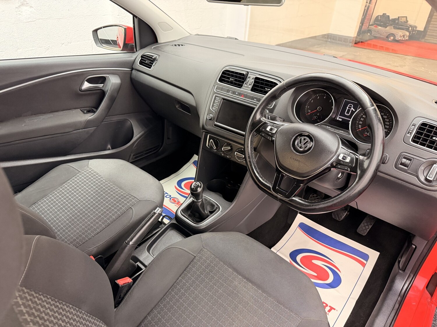 Used Volkswagen Polo 2014 for sale - 77766375: Photo 7