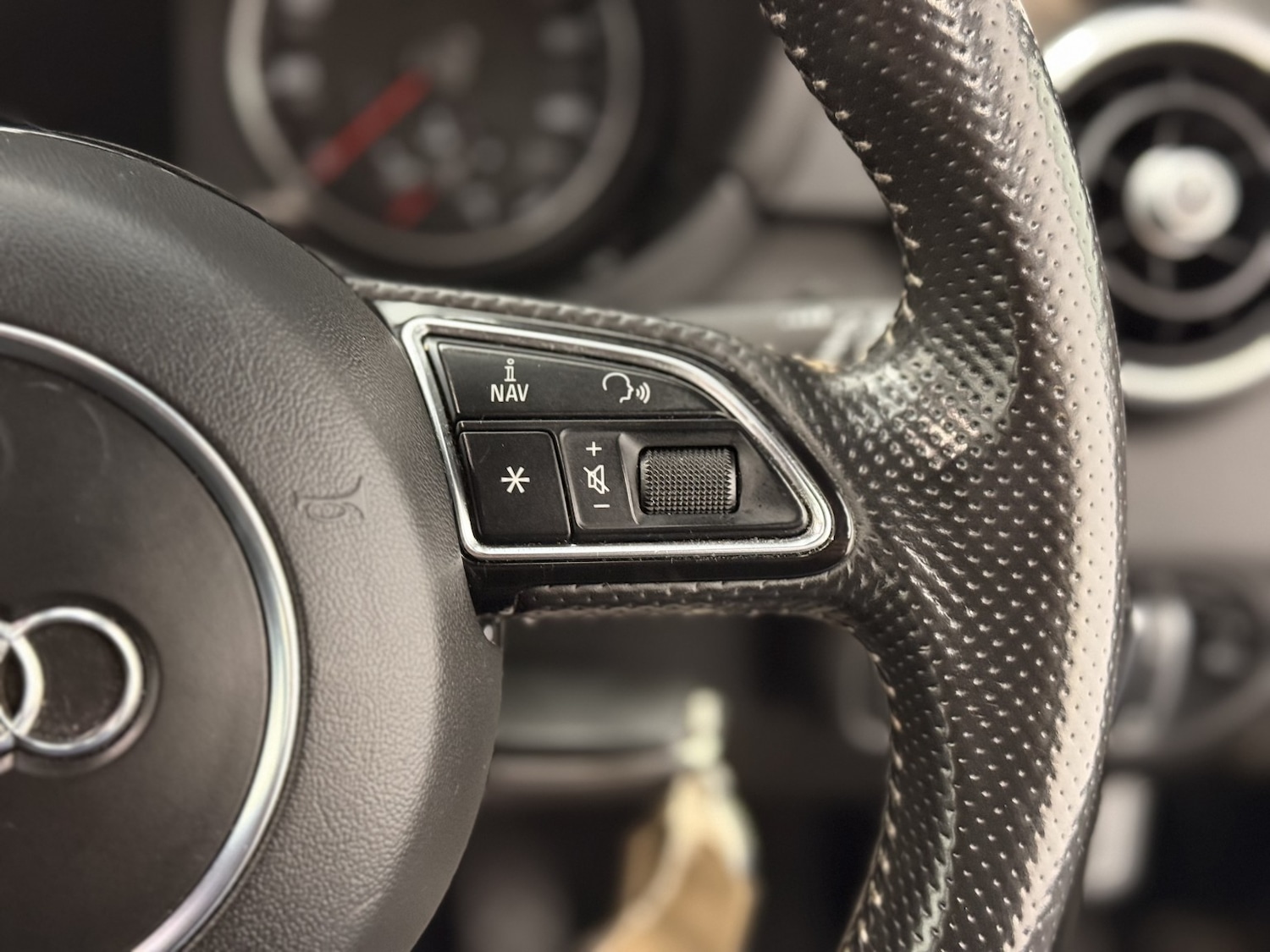 Used Audi A1 2013 for sale - 77038952: Photo 24