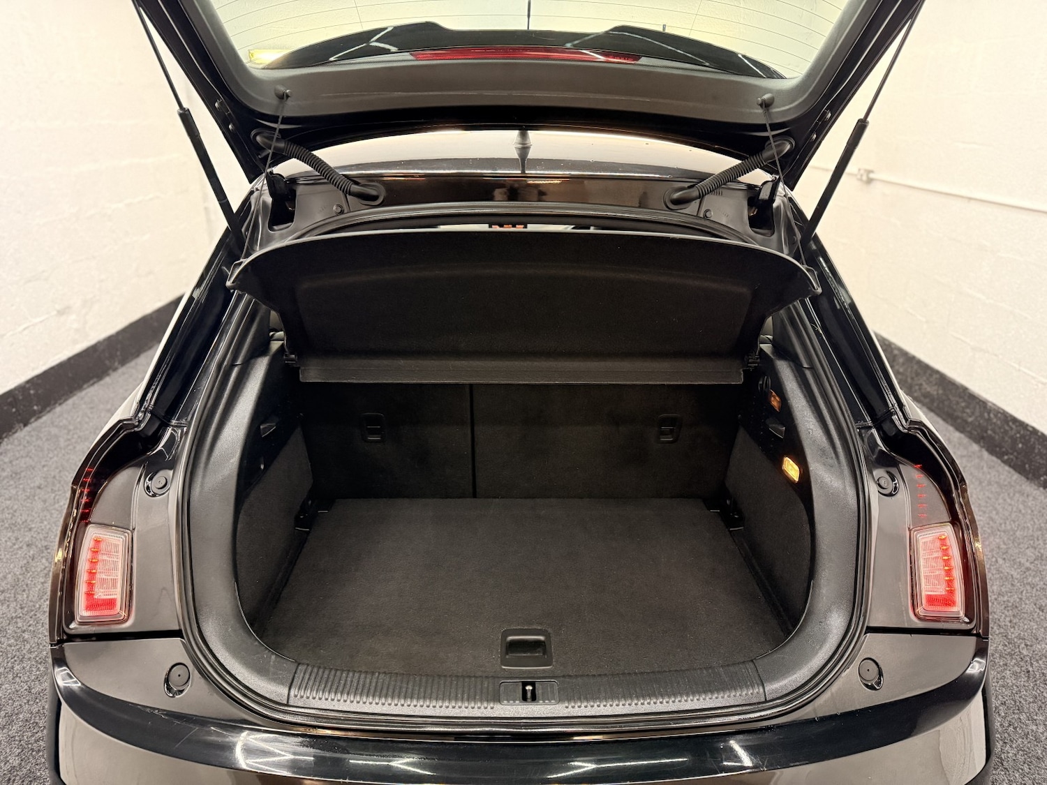 Used Audi A1 2013 for sale - 77038952: Photo 36