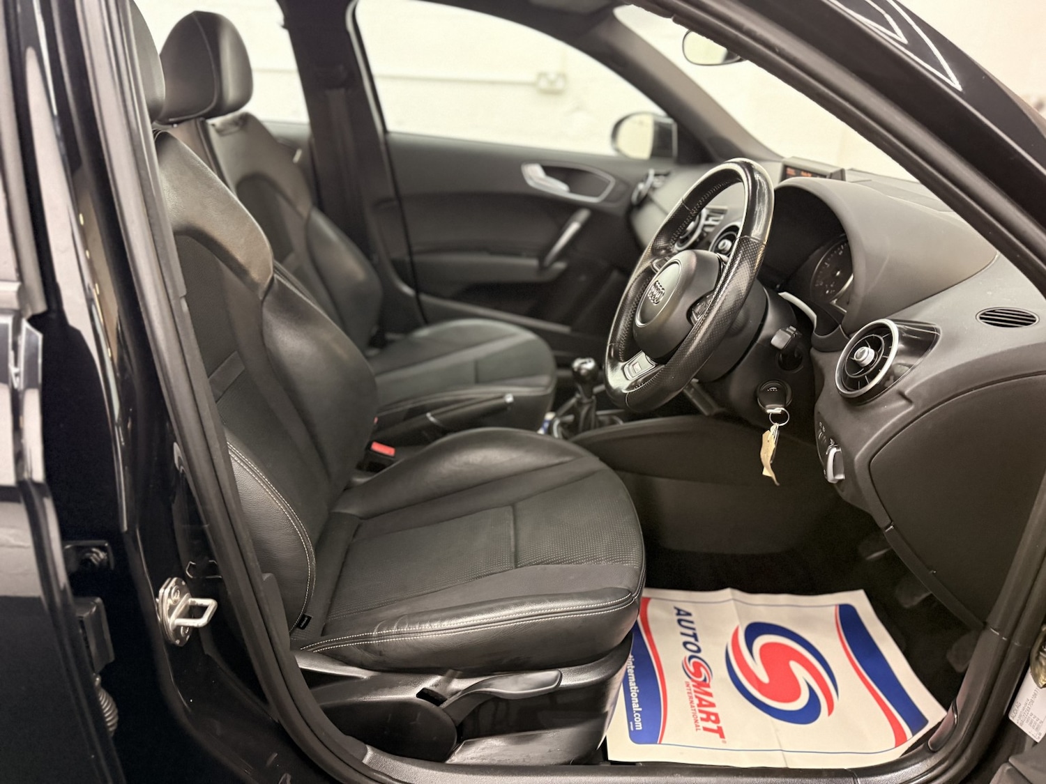 Used Audi A1 2013 for sale - 77038952: Photo 5