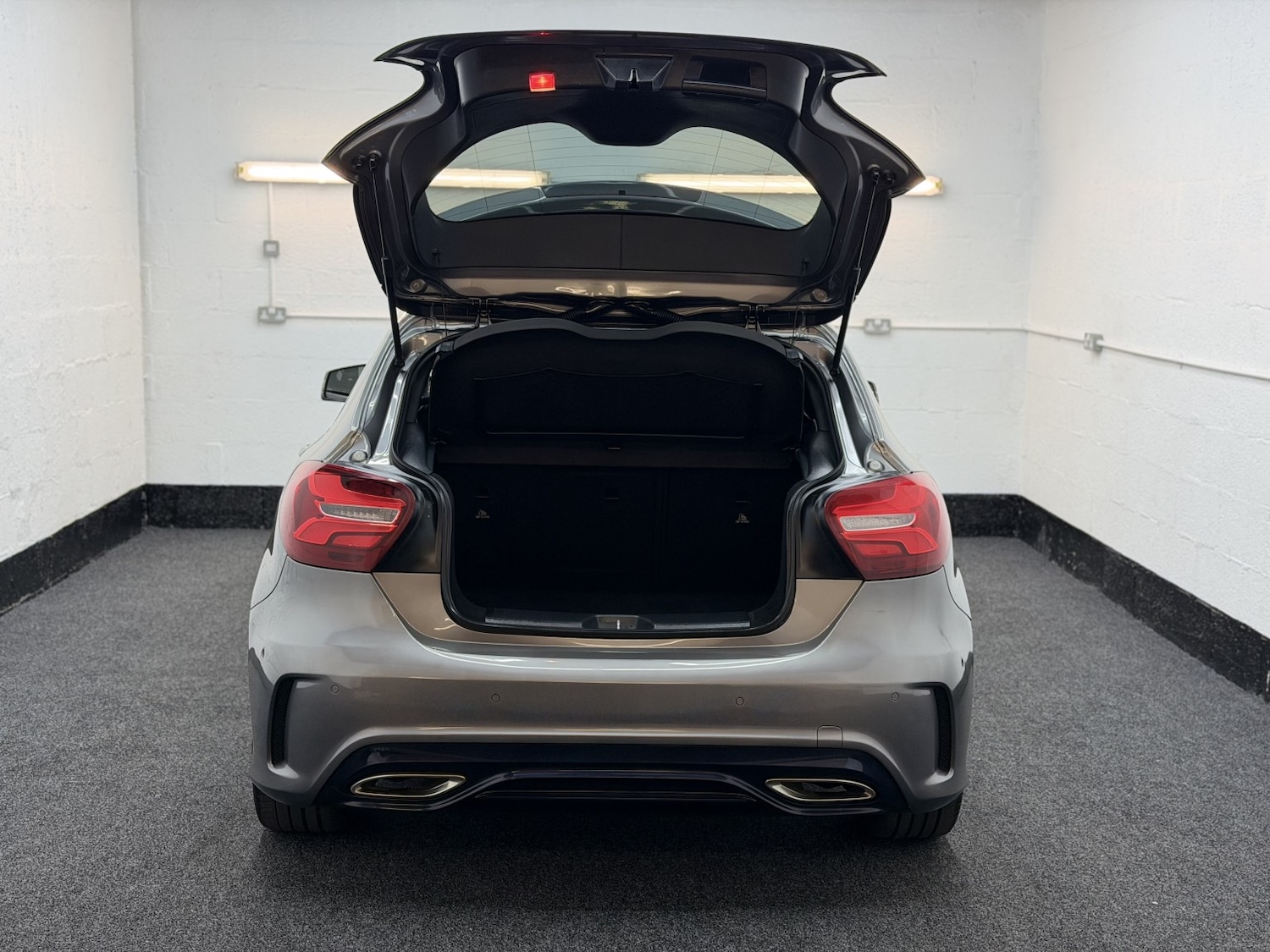 Used Mercedes-Benz A-Class 2015 for sale - 77781742: Photo 46