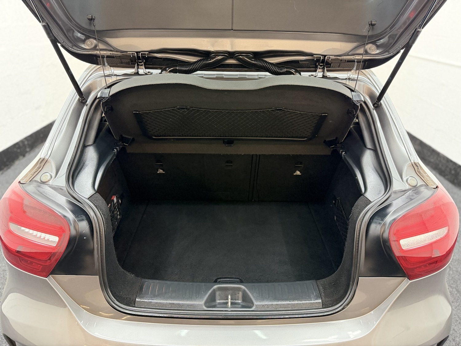 Used Mercedes-Benz A-Class 2015 for sale - 77781742: Photo 47