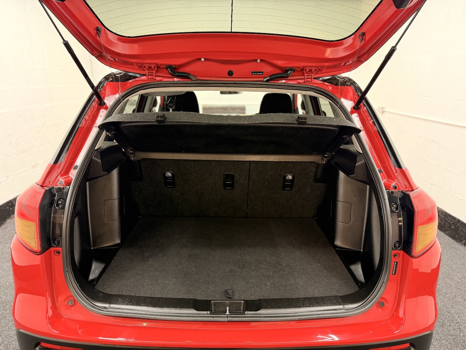 Used Suzuki Vitara 2017 for sale - 78084524: Photo 26